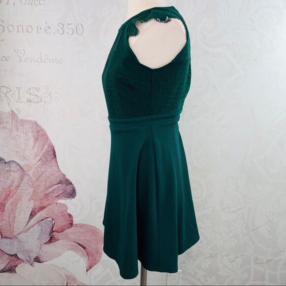 Altar'd State Dark Green Lace Bodice, Textured Skirt XS - Picture 4 of 9